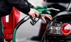 Benzine büyük zam