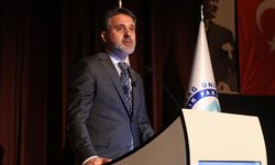 Başkan Vekili Şahin Biba’dan genç mimarlara tavsiye