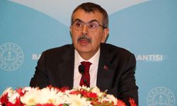 Özel okul maaşları gündemde: Tekin rakam verdi