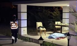 Aksaray'da villa bahçesindeki içki masasında cinayet: 1 ölü