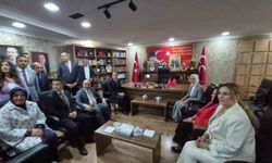 Bakan Göktaş'tan MHP Eskişehir İl Başkanlığı'na ziyaret