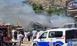 Bodrum'da yapı market alev alev yandı