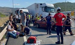 D-650'de iki otomobil çarpıştı: 1'i bebek 7 yaralı