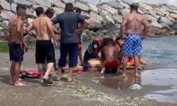 Denizde fenalaşan vatandaşa dakikalarca kalp masajı yapıldı