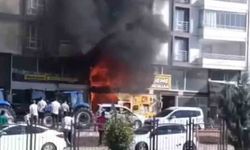 Elazığ'da iş yeri alevlere teslim oldu