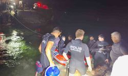 Fırat Nehri’nde mahsur kalan 26 kişi kurtarıldı
