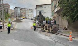 Forklift rampa aşağı inerken devrildi: 1'i ağır 2 yaralı