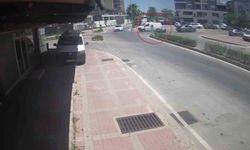 Kamyonete çarpmamak için fren yaptı, devrilen motosikletiyle sürüklenip yaralandı