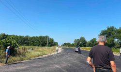 'Kavşak hatası' kazaya neden oldu: Takla atan otomobil araziye uçtu