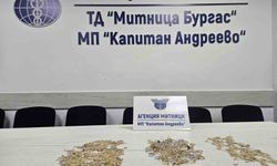 Otobüste gizli bölmede 717 gram altın takı ele geçirildi