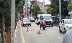 Trafik denetimini görünce anayolda geri geri kaçtı, motorize polis yakaladı