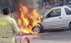 Yıllarca para biriktirdi, satın aldığı araç alev alev yandı