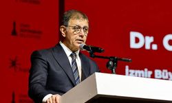 "Törenle AK Parti rozeti takılırsa kimse şaşırmasın"