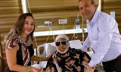 74 yaşındaki Bülent Ersoy estetik ameliyat oldu