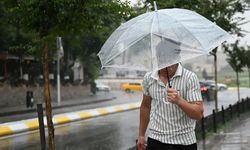 Çok kuvvetli gök gürültülü sağanak yağış geliyor