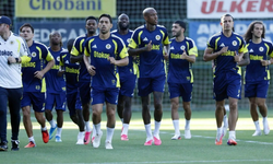 Fenerbahçe’de beklenen ayrılık: Transfer için yola çıktı