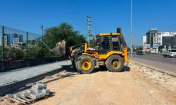 Bursa'da altyapısı yenilenen cadde trafiğe hazırlanıyor