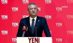 Özel, Yeni Parti Genel Merkezi'ne ilk gelişinde konuştu
