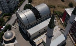 Bursa'daki 'Sunrooflu Cami' mimarisiyle dikkat çekiyor