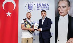 Başkan Vekili Biba'dan şampiyon güreşçiye tebrik
