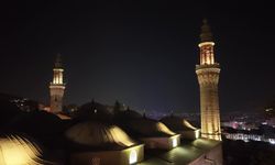 Bursa'da Mevlid Kandili Ulu Cami'de dualarla idrak edildi