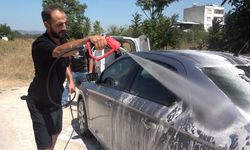 Bursa’da sıra dışı iyilik: 28 aracı ücretsiz yıkadı
