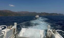 Arıza yapan motor yattaki 7 kişi Sahil Güvenlik ekiplerince kurtarıldı