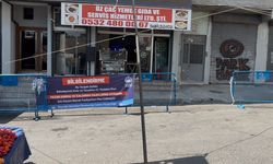 Beyoğlu'nda 'armut' seçme tartışmasında pazarcı müşterinin başına kalas fırlattı: Pazarcı tutuklandı