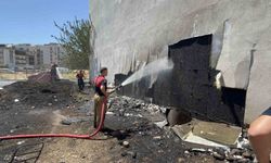 Çanakkale'de ev ve arabalar yanmaktan son anda kurtuldu