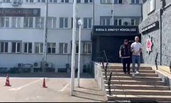 Çatıdan çatıya kaçmaya çalışırken yakalandı