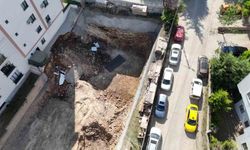 Çekmeköy'de yıkılan istinat duvarı havadan görüntülendi