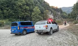 Dereye giren çocukların kaybolduğu ihbarı ekipleri harekete geçirdi