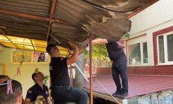 Edirne'de çatıya çıkan şahıs ekiplerin müdahalesiyle kurtarıldı