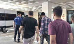 Edirne'de minibüste 19 kaçak göçmen yakalandı