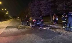 Eskişehir'de seyir halindeki otomobil alev aldı