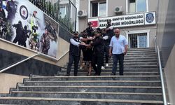 Fatih'te 19 yaşındaki gencin hayatını kaybettiği kavgaya ilişkin gözaltına alınan 8 şüpheli adliyeye sevk edildi