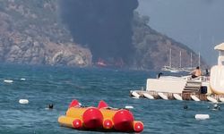 Fethiye'de gezi teknesi alev aldı: 115 kişi denize atladı
