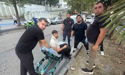 Hafif ticari araç ile motosiklet çarpıştı: 1 yaralı