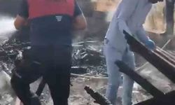Hakkari'de çıkan yangında bir ev kullanılamaz hale geldi