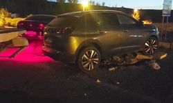 Isparta'da iki otomobil kavşakta çarpıştı: 10 yaralı