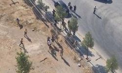 Jandarma önünde arazi anlaşmazlığı nedeniyle birbirlerine girdiler