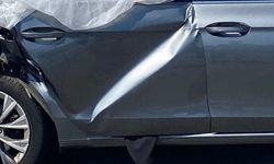 Kamyonet otomobile çarptı, yaşlı kadın hayatını kaybetti