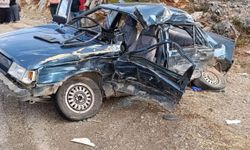 Konya'da tırla otomobil çarpıştı: 1 ölü, 3 yaralı