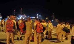 Marmaris'te arazözler çıkarma gemileriyle bölgeye gidiyor