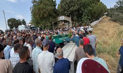 Minik Fikri gözyaşları ve dualarla son yolculuğuna uğurlandı