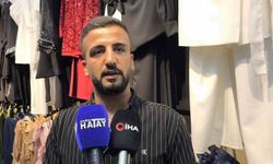 Müşteri gibi geldikleri mağazada çalışanı oyalayıp, bin lirayı çaldılar