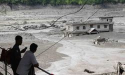 Nepal'de sel felaketi: 8 ölü