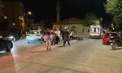Niğde'de motosiklet ile otomobil çarpıştı: 1 yaralı
