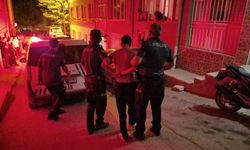 Polise mukavemet gösteren genç ters kelepçe yapılarak gözaltına alındı