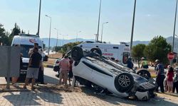 Seydikemer'de tır ile otomobil çarpıştı: 4 yaralı